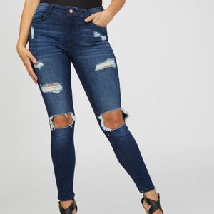 NWT Guess Jolie Mid-Rise Destroyed Skinny Jeans sz 29